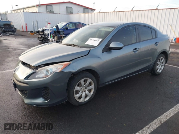 2013 Mazda Mazda3 i Sport with VIN JM1BL1UP2D1749251, listed as a IAAI auction lot 41494065 with 134,037 mi miles. Bid and sale history available at carsss.com. Image 17.