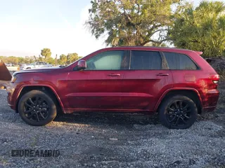 2018 Jeep Grand Cherokee Laredo with VIN 1C4RJFAG8JC285565, listed as a IAAI auction lot 41847198 with 96,814 mi miles and . Bid and sale history available at DreamBid. Image 14.