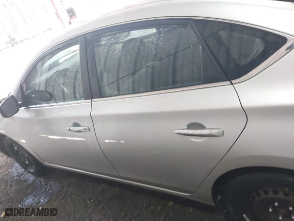 2014 Nissan Sentra SR with VIN 3N1AB7AP1EY202610, listed as a IAAI auction lot 41914461 with 179,107 mi miles. Bid and sale history available at carsss.com. Image 14.