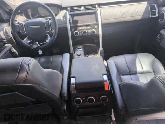 2018 Land Rover Discovery HSE z VIN SALRR2RK3JA067306, wystawiony jako Copart lot #58533735 z przebiegiem 80 662 mil mil oraz Czysty tytuł • Clean title. Historia ofert i sprzedaży dostępna na DreamBid. Obrazek 8.