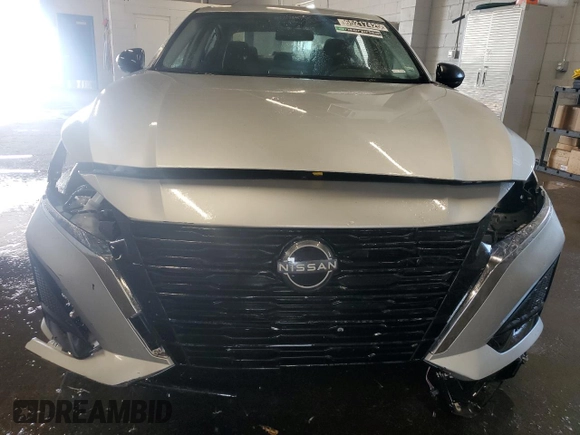 2024 Nissan Altima SV with VIN 1N4BL4DV7RN304090, listed as a Copart auction lot 65217425 with 50,517 mi miles and Clean title. Bid and sale history available at DreamBid. Image 5.