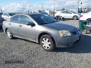 2004 Mitsubishi Galant ES z VIN 4A3AB36F14E095749, wystawiony jako IAAI lot #42087610 z przebiegiem 192 399 mil mil oraz . Historia ofert i sprzedaży dostępna na DreamBid. Obrazek 1.