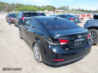 2016 Hyundai Elantra SE with VIN KMHDH4AE2GU641130, listed as a IAAI auction lot 41929284 with 122,688 mi miles. Bid and sale history available at carsss.com. Image 6.