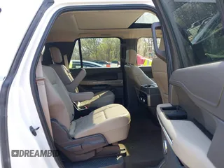 2020 Ford Expedition Max XLT z VIN 1FMJK1JT9LEA76235, wystawiony jako IAAI lot #41972476 z przebiegiem 161 436 mil mil oraz . Historia ofert i sprzedaży dostępna na DreamBid. Obrazek 8.