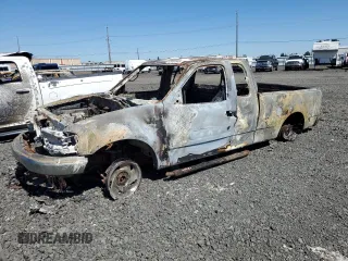 2000 Ford F-150 XL z VIN 1FTRX18L7YNB37250, wystawiony jako Copart lot #62401345 z przebiegiem Nie podano mil oraz Szkoda całkowita • Salvage title. Historia ofert i sprzedaży dostępna na DreamBid. Obrazek 1.