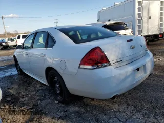 2014 Chevrolet Impala Limited Police Police with VIN 2G1WD5E36E1110117, listed as a Copart auction lot 81628954 with 87,968 mi miles and Clean Title. Bid and sale history available at carsss.com. Image 2.