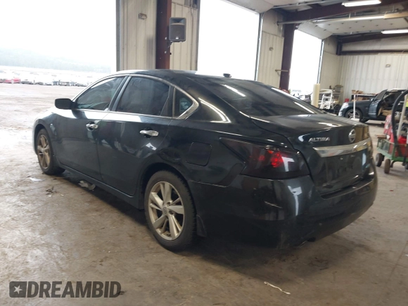 2013 Nissan Altima SV with VIN 1N4AL3AP2DN471865, listed as a IAAI auction lot 41775584 with 188,554 mi miles and . Bid and sale history available at DreamBid. Image 3.