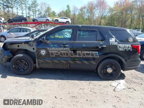2018 Ford Police Interceptor Utility z VIN 1FM5K8AR9JGC17739, wystawiony jako IAAI lot #42134465 z przebiegiem 134 939 mil mil oraz . Historia ofert i sprzedaży dostępna na DreamBid. Obrazek 14.