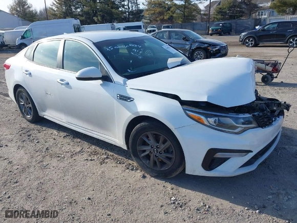 2020 Kia Optima LX with VIN 5XXGT4L3XLG424520, listed as a IAAI auction lot 41663821 with 85,960 mi miles. Bid and sale history available at carsss.com. Image 1.