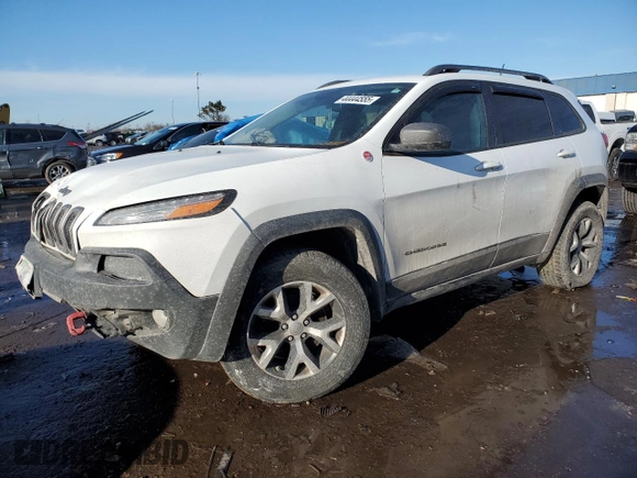 2015 Jeep Cherokee Trailhawk with VIN 1C4PJMBB5FW778883, listed as a Copart auction lot 44444555 with 113,194 mi miles and Salvage title. Bid and sale history available at DreamBid. Image 1.
