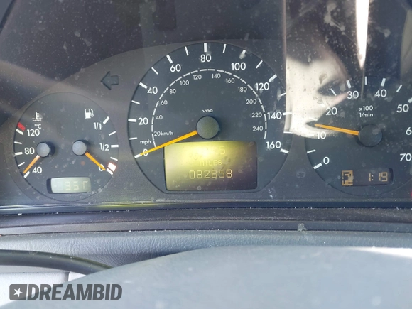 2001 Mercedes-Benz CLK 320/430 with VIN WDBLK65G71T058136, listed as a IAAI auction lot 41302566 with 82,858 mi miles and . Bid and sale history available at DreamBid. Image 7.