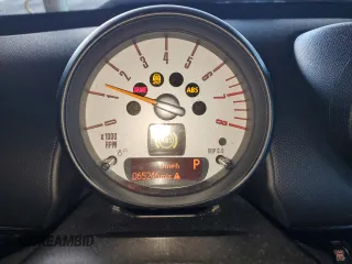 2014 MINI Countryman S with VIN WMWZC3C52EWP28265, listed as a Copart auction lot 49117155 with 65,246 mi miles and Salvage Title. Bid and sale history available at DreamBid. Image 9.