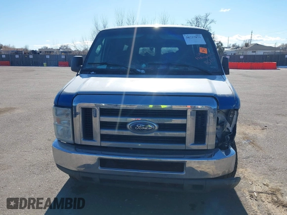 2008 Ford Econoline Passenger XL with VIN 1FBNE31L88DA20555, listed as a IAAI auction lot 38737871 with 118,265 mi miles. Bid and sale history available at carsss.com. Image 11.