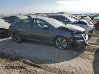 2018 Honda Clarity Plug-In Hybrid Touring with VIN JHMZC5F35JC013032, listed as a Copart auction lot 70244334 with 83,049 mi miles and Salvage Title. Bid and sale history available at carsss.com. Image 4.