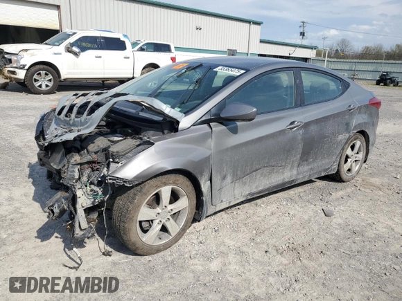 2013 Hyundai Elantra GLS z VIN 5NPDH4AE4DH398219, wystawiony jako Copart lot #55365475 z przebiegiem Nie podano mil oraz Szkoda całkowita • Salvage title. Historia ofert i sprzedaży dostępna na DreamBid. Obrazek 1.