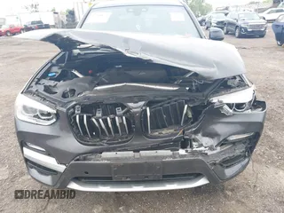 2019 BMW X3 xDrive30i z VIN 5UXTR9C56KLD92631, wystawiony jako IAAI lot #42200178 z przebiegiem 38 666 mil mil oraz . Historia ofert i sprzedaży dostępna na DreamBid. Obrazek 6.
