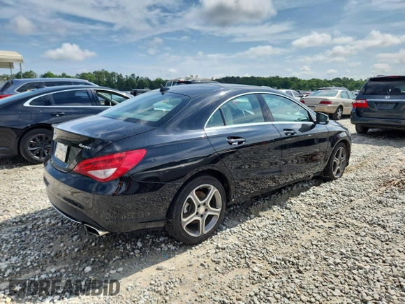 2014 Mercedes-Benz CLA 250 with VIN WDDSJ4GBXEN122630, listed as a Copart auction lot 60613895 with 200,827 mi miles and Salvage title. Bid and sale history available at DreamBid. Image 3.