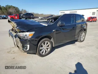 2015 Mitsubishi Outlander SE with VIN 4A4AP4AUXFE037764, listed as a Copart auction lot 87311344 with 127,712 mi miles and Salvage title. Bid and sale history available at DreamBid. Image 1.