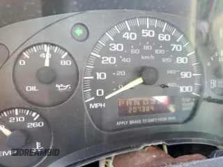 1999 Chevrolet Astro with VIN 1GNDM19W5XB105304, listed as a Copart auction lot 83521934 with 207,384 mi miles and Salvage Title. Bid and sale history available at carsss.com. Image 9.