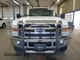 2008 Ford F-250 XL z VIN 1FTSX21R78EB83683, wystawiony jako Copart lot #59397325 z przebiegiem 230 601 mil mil oraz Szkoda całkowita • Salvage title. Historia ofert i sprzedaży dostępna na DreamBid. Obrazek 5.