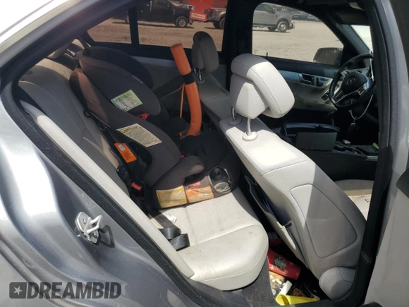 2014 Mercedes-Benz C 250 Sport with VIN WDDGF4HB5EA959413, listed as a Copart auction lot 54535425 with 128,926 mi miles and Clean Title. Bid and sale history available at DreamBid. Image 10.