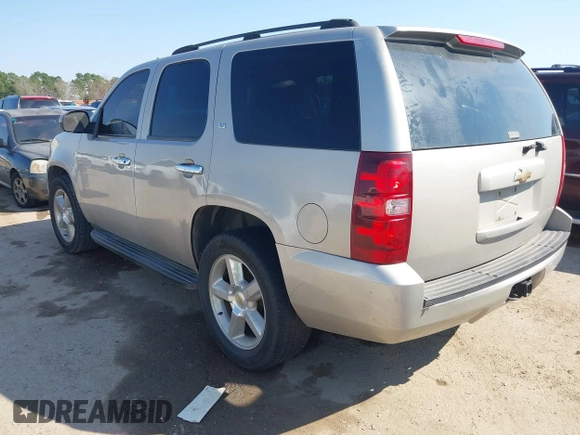 2007 Chevrolet Tahoe LS with VIN 1GNEC13JX7R169138, listed as a IAAI auction lot 41687135 with Not provided miles and . Bid and sale history available at DreamBid. Image 3.