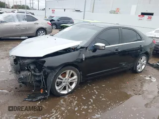 2012 Lincoln MKZ with VIN 3LNHL2GC6CR802963, listed as a IAAI auction lot 41421952 with 203,431 mi miles. Bid and sale history available at carsss.com. Image 2.