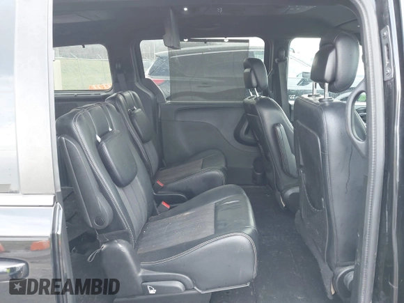 2015 Chrysler Town & Country S with VIN 2C4RC1HG6FR674254, listed as a IAAI auction lot 41199889 with 132,598 mi miles and . Bid and sale history available at DreamBid. Image 8.