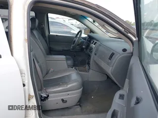 2004 Dodge Durango Limited with VIN 1D4HD58D34F211338, listed as a IAAI auction lot 42754684 with 230,021 mi miles and . Bid and sale history available at DreamBid. Image 5.