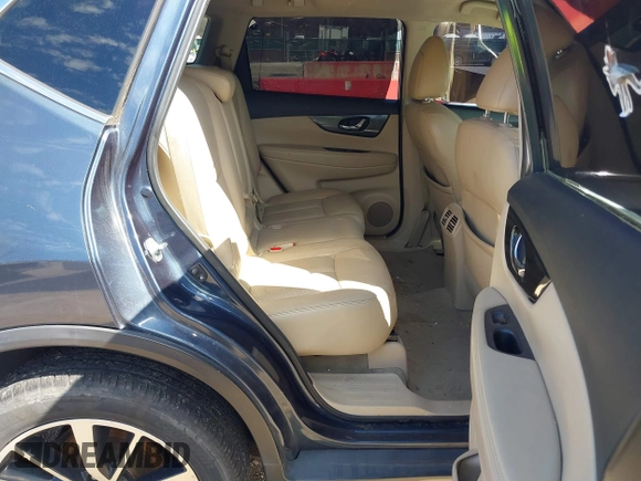2014 Nissan Rogue S with VIN 5N1AT2MV2EC863123, listed as a IAAI auction lot 41823162 with 158,551 mi miles. Bid and sale history available at carsss.com. Image 8.