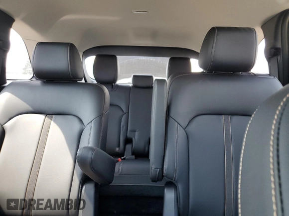 2024 Mazda CX-90 Preferred Plus с VIN JM3KKCHD3R1104928, выставлен на аукционе Copart как лот 54167445 с пробегом 4 518 миль миль и Списание • Salvage title. История ставок и продаж доступна на DreamBid. Изображение 10.