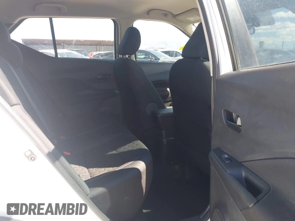2022 Nissan Kicks S z VIN 3N1CP5BV7NL511927, wystawiony jako IAAI lot #42025240 z przebiegiem 47 444 mil mil oraz . Historia ofert i sprzedaży dostępna na DreamBid. Obrazek 8.