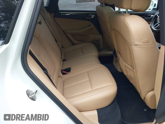 2018 Porsche Macan z VIN WP1AA2A57JLB05494, wystawiony jako IAAI lot #42606849 z przebiegiem 91 769 mil mil oraz . Historia ofert i sprzedaży dostępna na DreamBid. Obrazek 8.