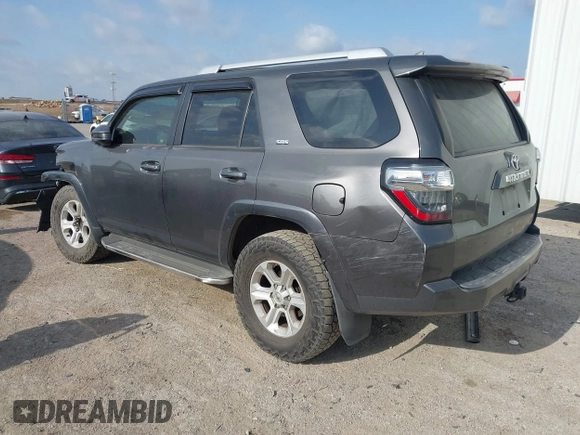 2014 Toyota 4Runner SR5 z VIN JTEZU5JR0E5071498, wystawiony jako IAAI lot #42050372 z przebiegiem 109 448 mil mil oraz . Historia ofert i sprzedaży dostępna na DreamBid. Obrazek 3.