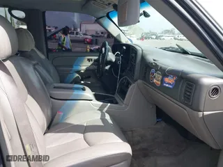 2005 Chevrolet Tahoe Z71 with VIN 1GNEC13T95R192599, listed as a IAAI auction lot 41955397 with 179,292 mi miles. Bid and sale history available at carsss.com. Image 5.