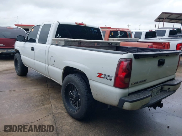 2003 Chevrolet Silverado 1500 LT with VIN 1GCEK19T93E335218, listed as a IAAI auction lot 42142369 with 205,696 mi miles and . Bid and sale history available at DreamBid. Image 3.
