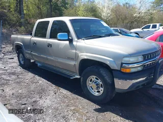 2002 Chevrolet Silverado 1500HD LT with VIN 1GCGK13U02F182523, listed as a IAAI auction lot 41761743 with 283,114 mi miles and . Bid and sale history available at DreamBid. Image 1.