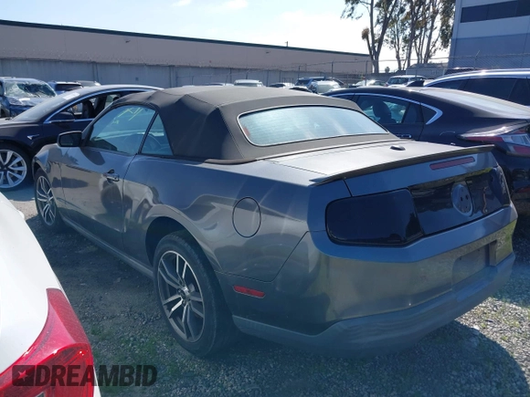 2010 Ford Mustang V6 с VIN 1ZVBP8EN7A5158408, выставлен на аукционе IAAI как лот 41601740 с пробегом 155 641 миль миль и . История ставок и продаж доступна на DreamBid. Изображение 3.