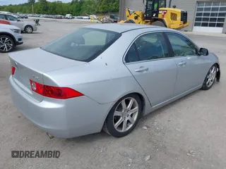 2004 Acura TSX with VIN JH4CL96834C002818, listed as a IAAI auction lot 42258429 with 265,739 mi miles and . Bid and sale history available at DreamBid. Image 4.