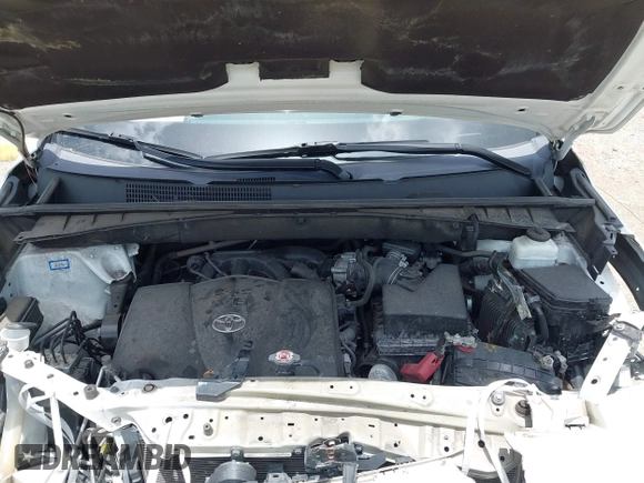 2019 Toyota Highlander SE with VIN 5TDKZRFH0KS557636, listed as a IAAI auction lot 42601100 with 107,922 mi miles and . Bid and sale history available at DreamBid. Image 10.