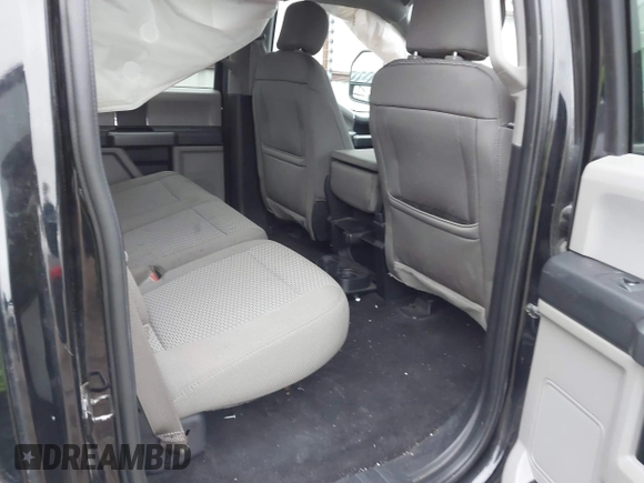 2018 Ford F-150 XL with VIN 1FTEW1EB0JKD85702, listed as a IAAI auction lot 41207356 with 136,528 mi miles. Bid and sale history available at carsss.com. Image 8.