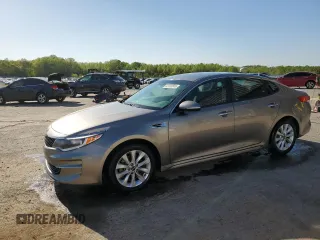 2016 Kia Optima LX z VIN 5XXGT4L30GG076037, wystawiony jako Copart lot #53123555 z przebiegiem 120 131 mil mil oraz Szkoda całkowita • Salvage title. Historia ofert i sprzedaży dostępna na DreamBid. Obrazek 1.