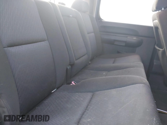 2010 Chevrolet Silverado 1500 LS with VIN 3GCRKREA9AG151200, listed as a IAAI auction lot 41172064 with 113,662 mi miles. Bid and sale history available at carsss.com. Image 8.