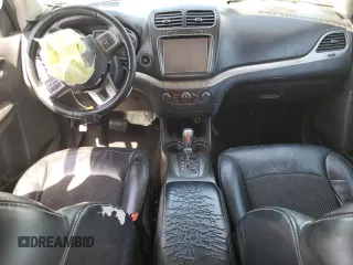 2018 Dodge Journey Crossroad z VIN 3C4PDCGB6JT288574, wystawiony jako Copart lot #50210475 z przebiegiem Nie podano mil oraz Szkoda całkowita • Salvage title. Historia ofert i sprzedaży dostępna na DreamBid. Obrazek 8.