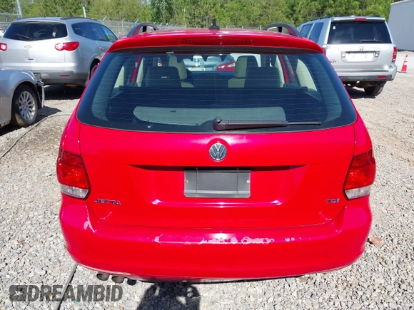 2012 Volkswagen Jetta SportWagen TDI with VIN 3VWPL7AJ2CM711834, listed as a IAAI auction lot 41995131 with 149,980 mi miles. Bid and sale history available at carsss.com. Image 16.