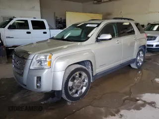 2015 GMC Terrain SLE z VIN 2GKFLWE31F6174915, wystawiony jako Copart lot #71265493 z przebiegiem 108 777 mil mil oraz Szkoda całkowita • Salvage title. Historia ofert i sprzedaży dostępna na DreamBid. Obrazek 1.