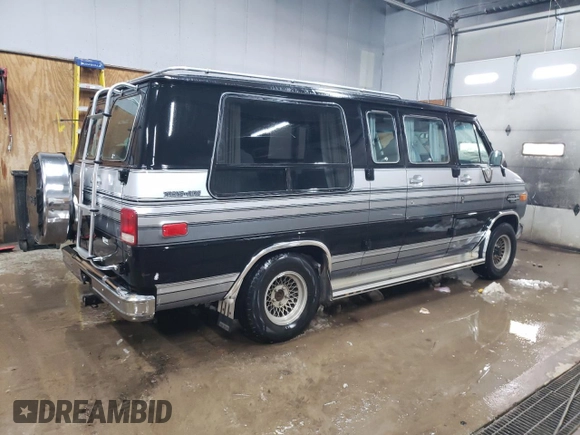 1988 Chevrolet Chevy Van z VIN 2GBEG25K2J4137750, wystawiony jako Copart lot #51053075 z przebiegiem 26 823 mil mil oraz Szkoda całkowita • Salvage title. Historia ofert i sprzedaży dostępna na DreamBid. Obrazek 3.