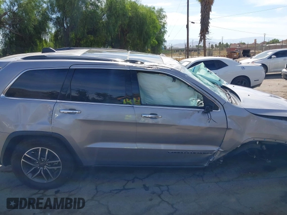 2020 Jeep Grand Cherokee Limited with VIN 1C4RJEBG2LC202014, listed as a IAAI auction lot 40654091 with 77,260 mi miles. Bid and sale history available at carsss.com. Image 13.
