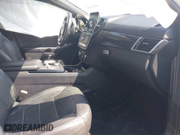 2016 Mercedes-Benz GLE 450 AMG с VIN 4JGED6EB3GA010626, выставлен на аукционе IAAI как лот 42552518 с пробегом 151 622 миль миль и . История ставок и продаж доступна на DreamBid. Изображение 5.