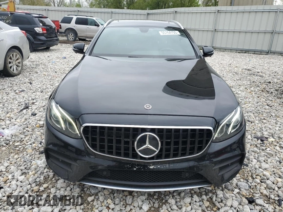 2019 Mercedes-Benz E 450 with VIN WDDZH6JB8KA519917, listed as a Copart auction lot 55764755 with 57,213 mi miles and Clean Title. Bid and sale history available at DreamBid. Image 5.